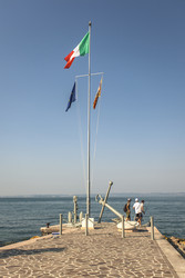 Similar image 22665748