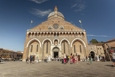 Similar image 22679578