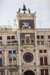 Similar image 22694350