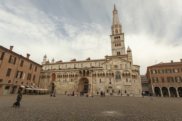 Similar image 22679773