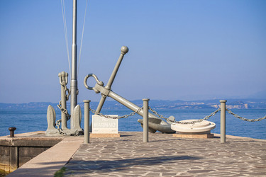 Similar image 22694995