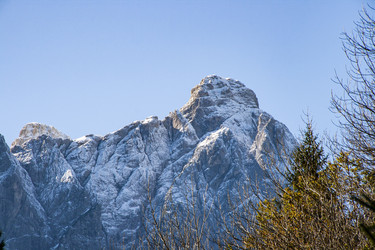 Similar image 22665544