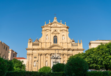 Similar image 22689709