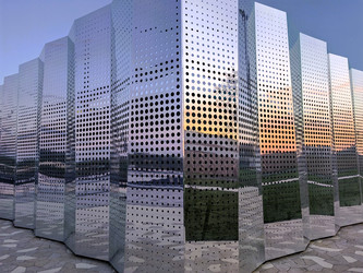 Similar image 22718096