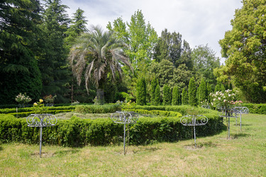 Similar image 22758906