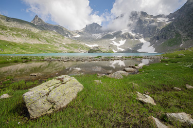 Similar image 22764177