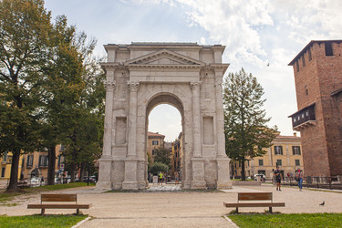 Арка Гави в Вероне, Италия 2 - Pippocarlot