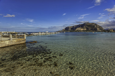 Similar image 22786912