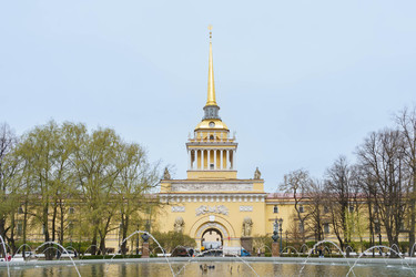 Санкт-Петербург. Вид на Адмиралтейство, фонтан в Александровском саду - MariaPaina