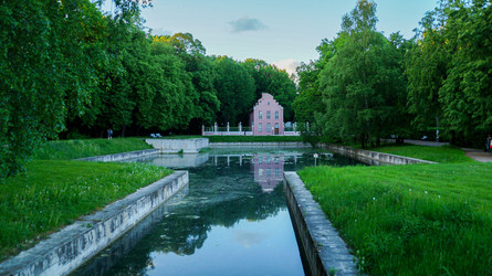 Similar image 22772357