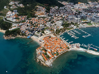 Similar image 22772240