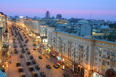 МОСКВА - 3 МАЯ: Наземная военная техника, 3 мая 2013 г., Москва, Россия - paha_l