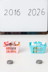 Инфляция, рост цен в экономике, рост цен на продукты питания и товары, потребительские корзины и монеты - Matroskin