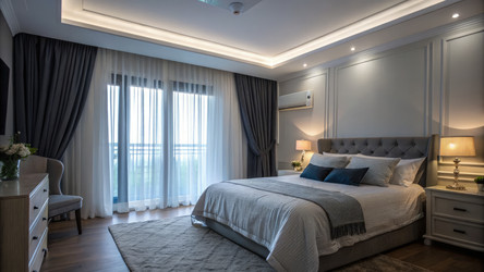 Спокойная, свободная от лишних вещей спальня с плотными шторами и современным декором. Генеративный ИИ - RomanZ