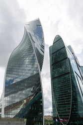 Современные офисные небоскребы международного делового центра «Москва-Сити», Россия - gumbao