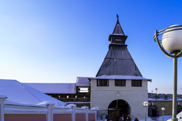 Городской пейзаж. Преображенская башня. Казанский кремль. Казань. Республика Татарстан - kasbes