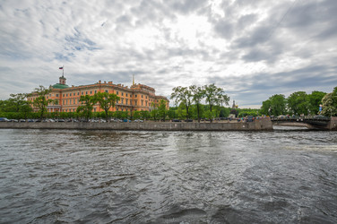 Михайловский замок в Санкт-Петербурге - gumbao