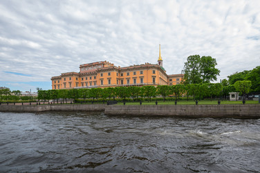 Михайловский замок в Санкт-Петербурге - gumbao