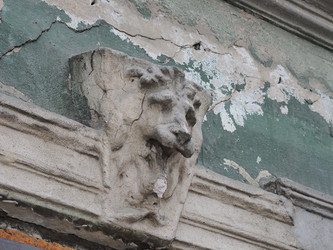 Г. Иркутск. Старый дворик. Фасад, окна, ворота. Irkutsk (marka) - marka
