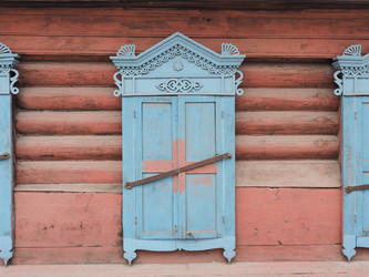 Г. Иркутск. Старый дворик. Фасад, окна, ворота. Irkutsk (marka) - marka