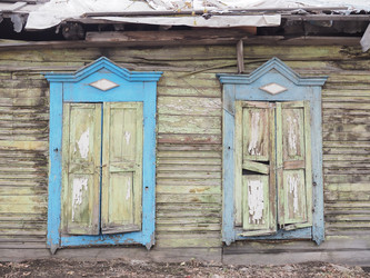 Г. Иркутск. Старый дворик. Фасад, окна, ворота. Irkutsk (marka) - marka