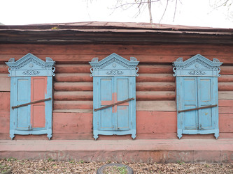 Г. Иркутск. Старый дворик. Фасад, окна, ворота. Irkutsk (marka) - marka