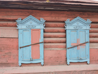Г. Иркутск. Старый дворик. Фасад, окна, ворота. Irkutsk (marka) - marka