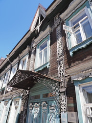 Г. Иркутск. Старый дворик. Фасад, окна, ворота. Irkutsk (marka) - marka