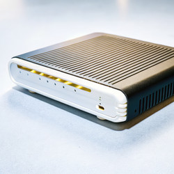 Устройство Modemrz Standard Scale Device для обеспечения подключения к интернету в процессе эксплуатации. Генеративный искусственный интеллект - RomanZ