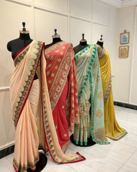 Ознакомьтесь с разнообразными моделями сари, представленными в бутике. Генеративный искусственный интеллект - RomanZ