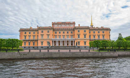 Михайловский замок в Санкт-Петербурге - gumbao