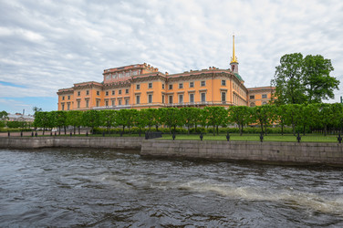 Михайловский замок в Санкт-Петербурге - gumbao