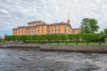 Михайловский замок в Санкт-Петербурге - gumbao