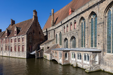 Бельгия. Брюгге. Виды на городские здания и каналы.
Belgium. Bruges. Views of Urban Buildings and Canals - ffoto-graff