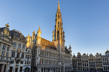 Бельгия. Брюссель. Ратуша на центральной площади Гран-Плас.
Belgium. Brussels. Town Hall on Grand Place Square - ffoto-graff