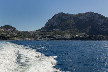 Италия. Остров Капри. Морские пейзажи и прогулки на морском транспорте. Italy. Capri Island. Seascapes and Boat Trips - ffoto-graff