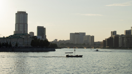 Акватория Городского пруда в Екатеринбурге, Россия - RYSEV