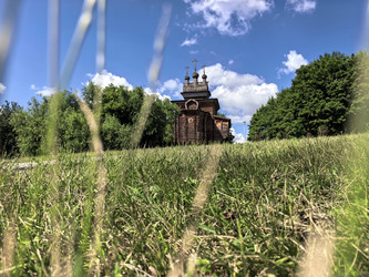 Церковь Святого Георгия Победоносца (1685 год постройки) памятник деревянного зодчества севернорусской архитектуры, перевезенный из Архангельской области в музей-заповедник «Коломенское» в Москве - Denis_GDA
