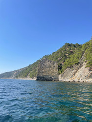 Скала Парус на берегу Черного моря, Геленджик - lena_verba