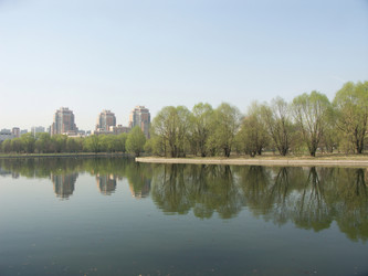 Весна в городском парке - ru3apr