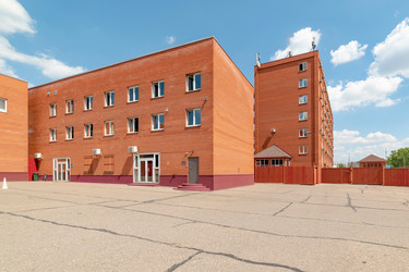 Здание гостиницы в городе Дзержинский. Московская область - IgorRozhkov