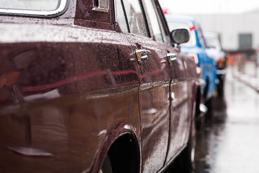 РОССИЯ, МОСКВА - 12 июля 2026 г.: ГАЗ-24 «Волга» в Музее ретро-автомобилей. Советские автомобили «Волга» - PhotoJuli