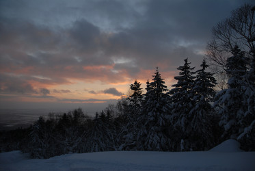 Горнолыжный комплекс «Горный воздух» зимой. Сахалин. View of the ski complex "Gorny Vozduh". Sakhalin. (marka) - marka