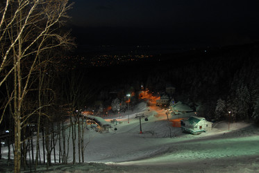 Горнолыжный комплекс «Горный воздух» зимой. Сахалин. View of the ski complex "Gorny Vozduh". Sakhalin. (marka) - marka