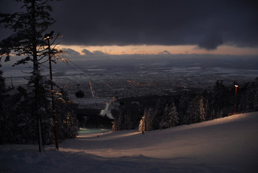 Горнолыжный комплекс «Горный воздух» зимой. Сахалин. View of the ski complex "Gorny Vozduh". Sakhalin. (marka) - marka