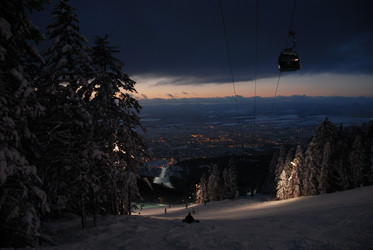 Горнолыжный комплекс «Горный воздух» зимой. Сахалин. View of the ski complex "Gorny Vozduh". Sakhalin. (marka) - marka