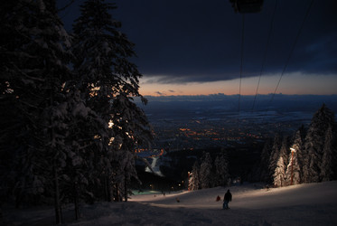 Горнолыжный комплекс «Горный воздух» зимой. Сахалин. View of the ski complex "Gorny Vozduh". Sakhalin. (marka) - marka