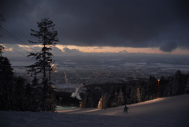Горнолыжный комплекс «Горный воздух» зимой. Сахалин. View of the ski complex "Gorny Vozduh". Sakhalin. (marka) - marka