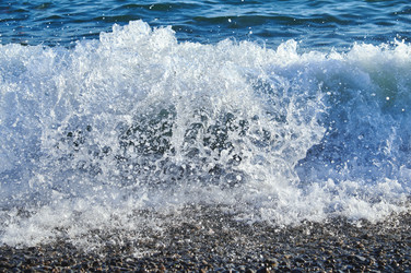 Всплеск волн на черном море - VeKoAn