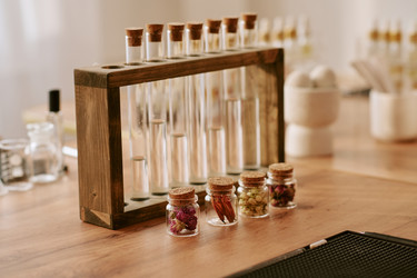 Ингредиенты для ароматерапии, представленные для брендинга natural wellness - AnnaStills